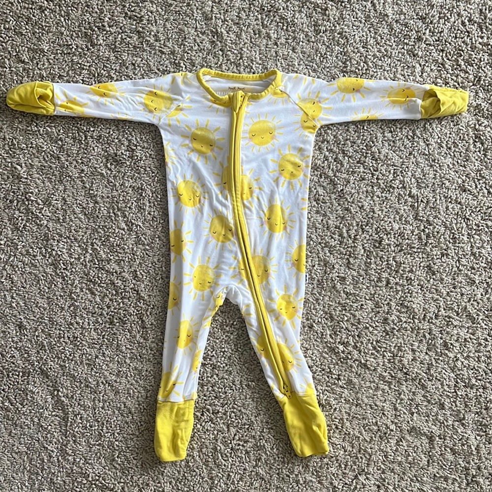 Little Sleepies sunshine zippy